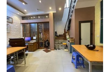 Mua 1 đc 2 Bán nhà Bạch Mai 65m2x5T - Nhỉnh 6 tỷ - Tặng nhà 3 tầng