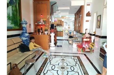 HXH tránh, Quang trung, 4 tầng BTCT nhà mới thiết kế đẹp, tặng nội thất, Giá rẻ bất ngờ