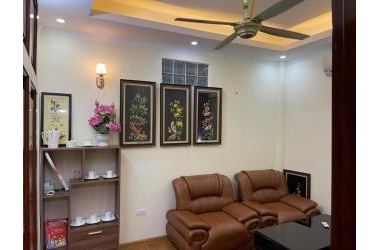 NHỈNH 1 TỶ - 32M2 - MT 5.7 MÉT - BÁN ĐẤT TẶNG NHÀ - NGÕ Ô TÔ - PHÚC LỢI - LONG BIÊN.