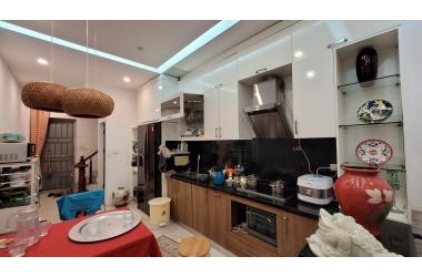 SIÊU HIẾM, BÁN NHÀ NGỌC LÂM 40M, GẦN CẦU CHƯƠNG DƯƠNG, 5 TẦNG, GIÁ 3.95 TỶ