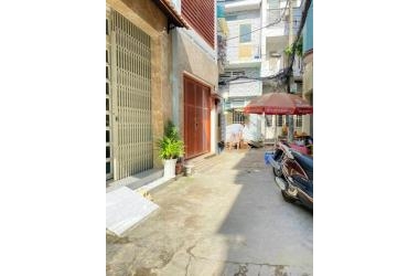 Bán nhà hẻm 4m lý Thái Tổ, Quận 10 giá 5 tỷ ( không quy hoạch, không lộ giới)
