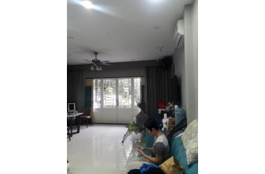 Vỡ nợ cần bán gấp nhà Đường 3/2 quận 10 giá 4,5 tỷ 2 lầu