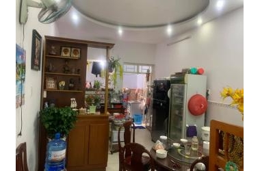 Bán gấp nhà về quê dưỡng già, đường 8m, 97m2, 4 tầng, gần BIGC Trường Chinh, giá 11,x tỷ