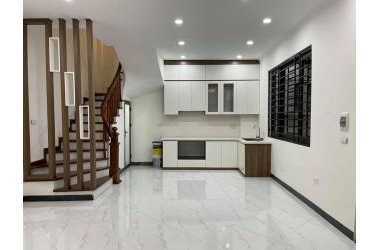 CẦN BÁN GẤP - NHÀ ĐẸP MỚI XÂY - NGÕ VƯƠNG THỪA VŨ - NGÕ THÔNG - GIÁ 5,5 TỶ.
