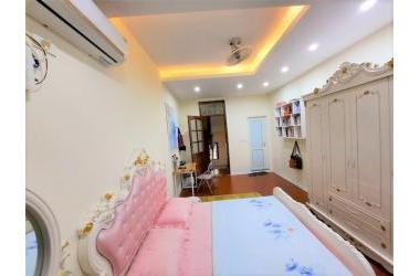 NHÀ ĐẸP ĐỐNG ĐA, GẦN PHỐ, TẶNG TOÀN BỘ NỘI THẤT XỊN – TÂY SƠN, GIÁ 4.35 TỶ