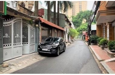 OTO ĐỖ CỔNG – SÂN RỘNG – GIÁ HỢP LÝ – NHÀ NGUYỄN NGỌC NẠI, THANH XUÂN
