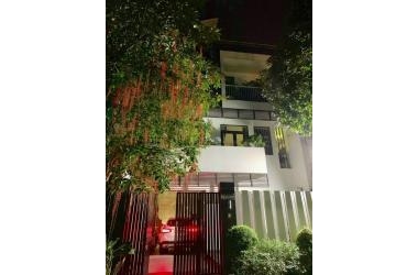 Cần Tiền Làm Ăn, Bán Gấp Biệt Thự đường Nguyễn Oanh, 1 Lầu, DT 8.2x20m, Chỉ 13.5 Tỷ