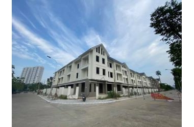CĂN LÔ GÓC NGUYỄN TRÃI,PHÂN LÔ OTO,MẶT TIỀN KHỦNG KINH DOANH ĐỈNH CAO