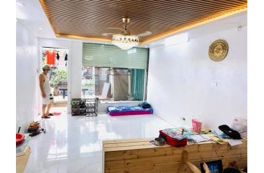 NHÀ MẶT PHỐ OTO TRÁNH VỈA HÈ ĐÁ BÓNG KINH DOANH ĐỈNH TRẦN ĐĂNG NINH HÀ ĐÔNG