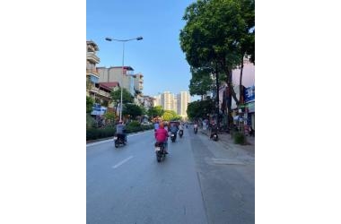PHÂN LÔ OTO TRÁNH KINH DOANH VĂN PHÒNG HOẶC CHO THUÊ LÃI KHỦNG CHIẾN THẮNG HÀ ĐÔNG