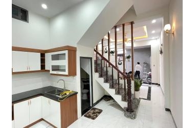 BÁN NHÀ VĂN QUÁN OTO ĐỖ DT 40 4T GIÁ 2.9 TỶ