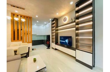 Bán gấp nhà Lê Đức Thọ, xây dựng 3 lầu, khu cao tầng đồng bộ