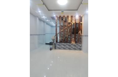 Bán nhà Trần Bá Giao, hẻm xe hơi, diện tích 52m2, giá chỉ 4.1 tỷ