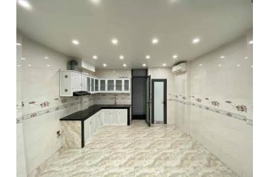 NHÀ ĐẸP XUÂN PHƯƠNG, Ô TÔ, LÔ GÓC, CHỈ 2 TỶ 2, 39M2 x 5 TẦNG.
