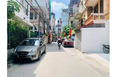 LÔ GÓC, Ô TÔ TẢI TRÁNH, 55M2 MẶT TIỀN 5M, SỔ VUÔNG ĐÉT CẤP 4 PHÚ DIỄN MÀ CHỈ 5TỶ 3. GIÁ CHÀO ĐỂ CHỐT.