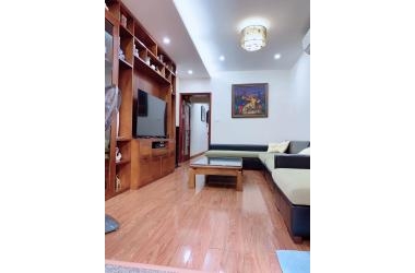Nhà có sân vườn, lô góc 3 mặt thoáng, ô tô tránh nhau 90 m2 chưa đến 6 tỉ