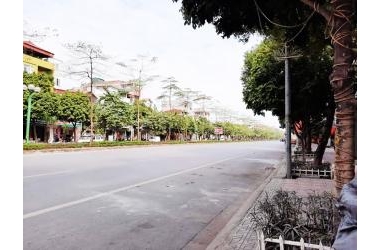 Ngô Gia Tự Vỉa Hè Siêu Rộng Siêu Rẻ 123m2, 3 tầng, mt 6.6m, 10 tỷ 6