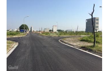 Chỉ 2 tỷ 700 triệu, chính chủ. 52m2 đất Hà Đông, lô góc ô tô tránh, Kinh doanh.lh 0379662146