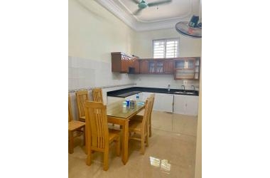 Tiếp tục bán nhà Trung Văn Từ Liêm 40m2 5 tầng-oto đỗ cửa