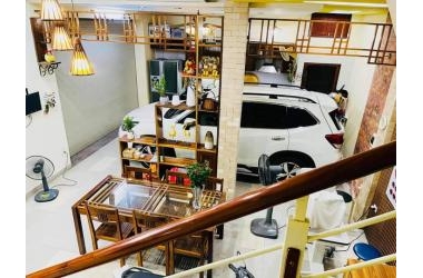 Siêu vip Đống Đa.Gara 7 chỗ,ô tô tránh,nội thất hiện đại và mặt tiền khủng 9.6m, Nhà diện tích 63m, 4 tầng giá 12.8 tỷ.