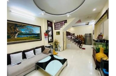 NhÀ ĐẸP - NGÕ ĐẸP - NGAY NGÃ TƯ LÊ VĂN LƯƠNG LÁNG HẠ - DIỆN TÍCH 41M - 4 TẦNG - MẶT TIỀN 4.1M GIÁ 4.5 TỶ THƯƠNG LƯỢNG