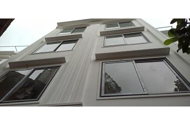 Bán nhà Xuân Phương 5 Tầng ngõ rộng,gần đường ô tô,nội thất đầy đủ giá 2.45tỷ LH 0333881623
