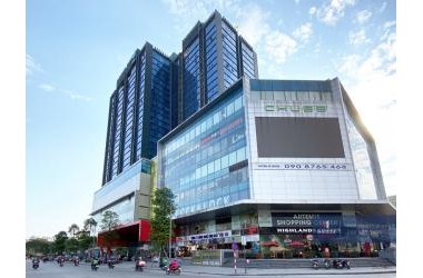 Mặt phố Trường Chinh, 198m2, MT 8m, 76 tỷ, vỉa hè rộng, nở hậu