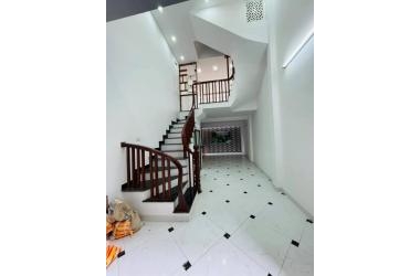 Bán Nhà Đại Từ, Mới Koong, Ngõ Rộng Thoáng, Thoáng Trước Sau, 40m2, Giá 3.25 Tỷ