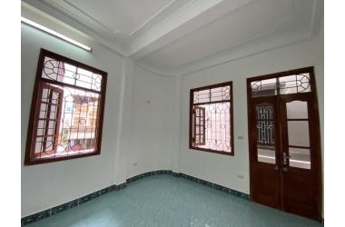 Bán Nhà Định Công Thượng, 3 Bước Ra Phố, Lô Góc, Kinh Doanh, 36m2, Giá 3.2 Tỷ