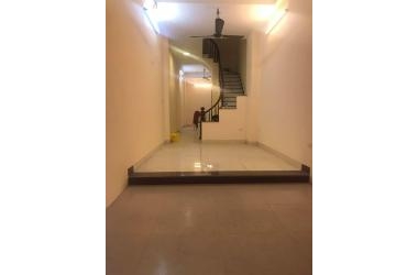 Bán nhà Kim Giang, ngõ thông, ô tô tránh, kinh doanh đỉnh, mt 4m, 35m2, giá 3.65 tỷ