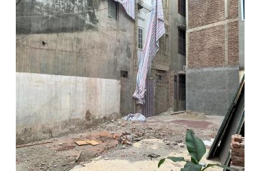 Bán đất Lê Trọng Tấn, ngõ nông sạch đẹp, 3 bước ra ô tô, mt rộng, 57m2, chỉ 3.65 tỷ