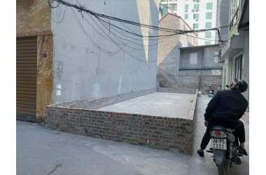 Bán đất Định Công Thượng, ngõ nông sạch đẹp, 3 bước ra ô tô, mt rộng, 57m2, chỉ 3.65 tỷ