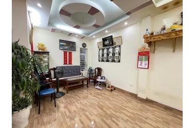 Bán nhà Định Công Thượng, ô tô đỗ cổng, nhà đẹp, gần phố, 35m2, chỉ 3.15 tỷ