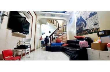 Bán nhà Kim Giang 37m2x4T, gần phố, ngõ 3m thoáng, siêu phẩm nhà đẹp, chỉ 3.7 tỷ