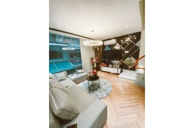 Bán nhà Đại Từ 35m2x5T, ô tô đỗ cổng, vài bước ra phố, nhà đẹp lô góc chỉ 4.2 tỷ
