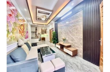 Bán nhà Đại Từ 34m2x5T, ngõ thông rộng, lô góc, kinh doanh, chỉ 3.8 tỷ