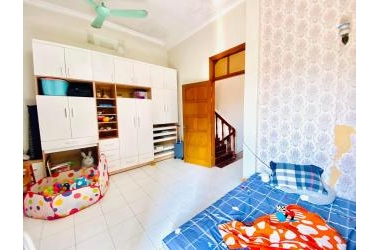 HOT HOT Bán nhà Định Công Hạ 36m2, 15m ra phố, nhà đẹp dân xây chỉ 3.65 tỷ