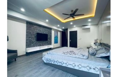 SIÊU HIẾM Bán nhà Vũ Tông Phan 50m2, gần phố, 2 mặt ngõ, ô tô, gần hồ, chỉ 4.7 tỷ