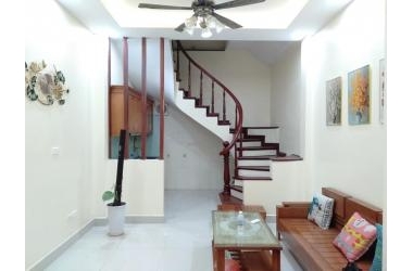RẺ ĐẸP Bán nhà Kim Giang 35m2, ngõ nông thoáng, sát ô tô, nhà đẹp ở ngay chỉ 3.05 tỷ