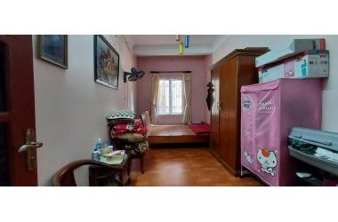 Chưa đến 3 tỷ sở hữu nhà quận Hai Bà Trưng, chủ tự xây 2 thoáng 3 ngủ nở hậu phố chính.