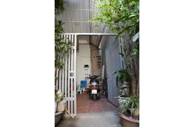 NHÀ ĐẸP Ở LUÔN - NGÕ NÔNG GẦN HỒ - GẦN TRƯỜNG ĐẠI HỌC - 10P LÊN LUÔN HOÀN KIẾM