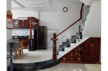 Chính chủ kẹt tiền bán gấp nhà đường nguyễn hiến lê, 55m2, 5y2