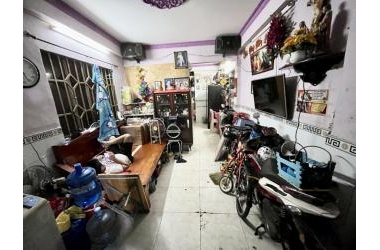 Bán nhà trung tâm Hoàng Văn Thụ, DT 3.5x9, 4 tỷ, LH 0903 071 683