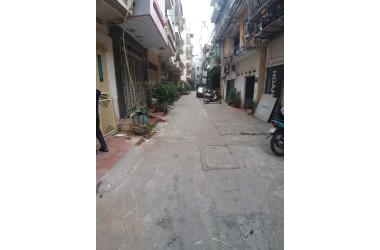 NGHĨA TÂN 45M , MT 3,4M GIÁ 7,2 TỶ . 0946073182