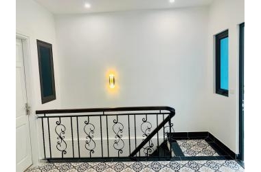 Nhà đẹp ngõ 146 Nguyễn Đình Hoàn, Cầu Giấy, 66m2, 4,8 tỷ.