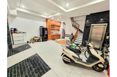 Bán nhà phố Phùng Chí Kiên, Cầu Giấy. Văn phòng, Thang máy. 55m2, 11.5 tỷ.