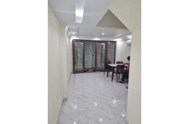 BÁN NHÀ MỚI Ở TẾT PHỐ KHÚC THỪA DỤ, CẦU GIẤY 45m2 x 4t, Mt 4m NHỈNH 5 Tỷ.