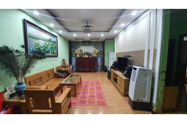 Chính chủ bán căn hộ, 85m2, 2pn đầy đủ nội thất, giá 2.6 tỷ