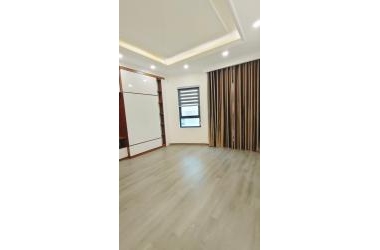 Bán nhà Nguyễn Tuân, 2300m2, Xây Chung Cư, Kinh doanh, Văn Phòng, 690 tỷ