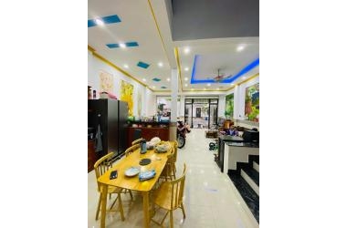 HẺM XE HƠI TRÁNH, XE HƠI VÀO NHÀ - GẦN NGÃ 4 PHẠM VĂN CHIÊU VỚI LÊ ĐỨC THỌ